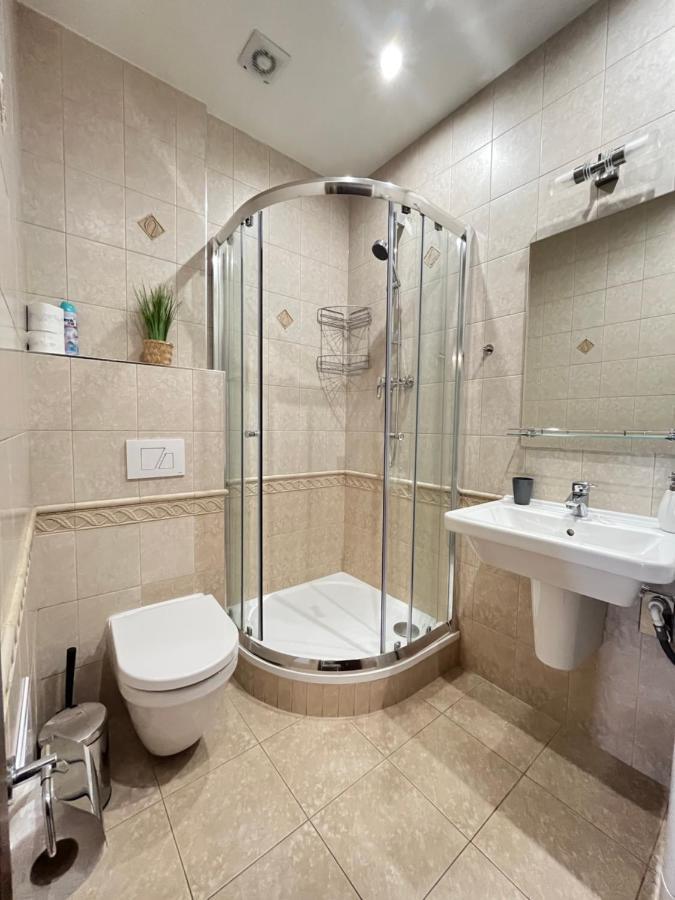 Apartment Colonnade Carlsbad Карлови Вари Екстериор снимка